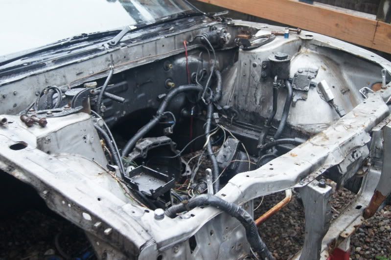 Painting your engine bays crazy colours ) Driftworks Forum